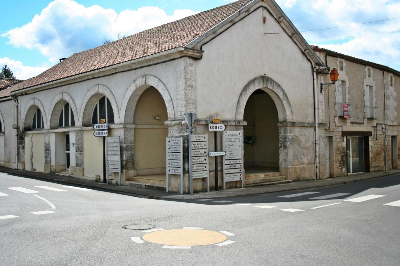 Bonabri Vacances - Chambres D'Hotes Chazelles  Exterior foto